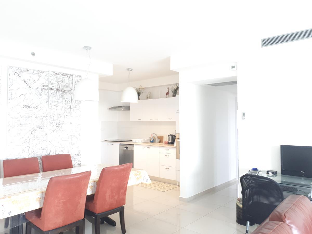 Shave Tsion Apartment In The Center Ashdod Exterior photo